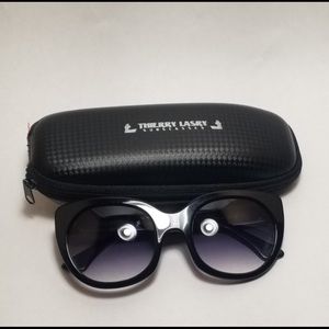 Thierry Larsy Black sunglasses